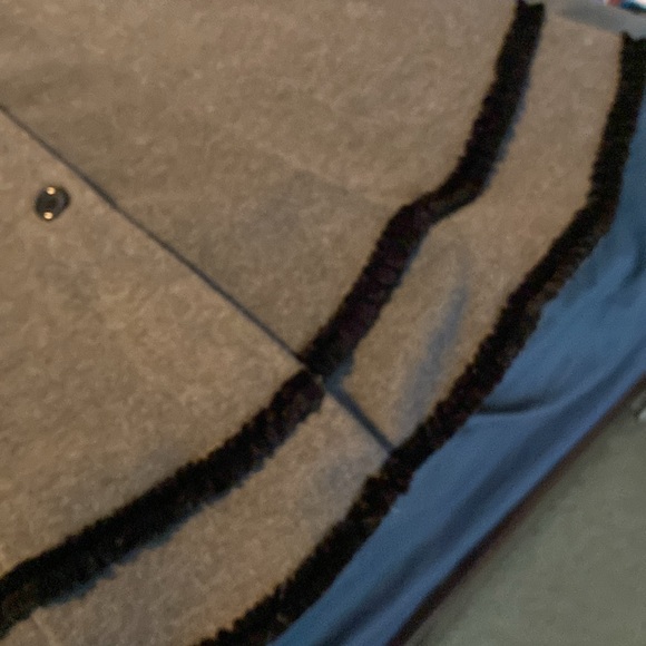 Pete’s Partner Gorgeous Peacoat - Picture 3 of 6